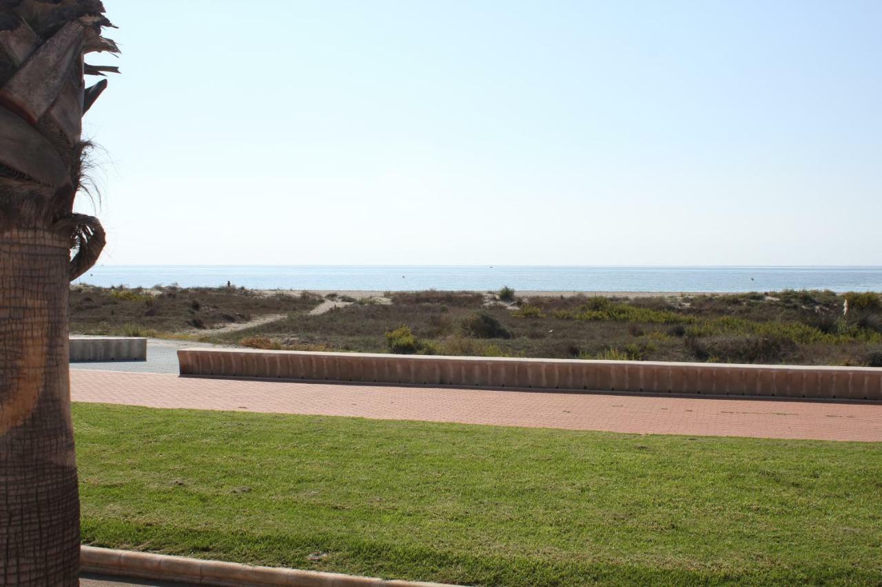 Apartamento Almerimar Primera Linea De Playa Екстериор снимка